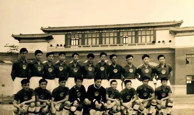 广州亚运会足球冠军是谁_广州亚运会足球_广州亚运会足球赛