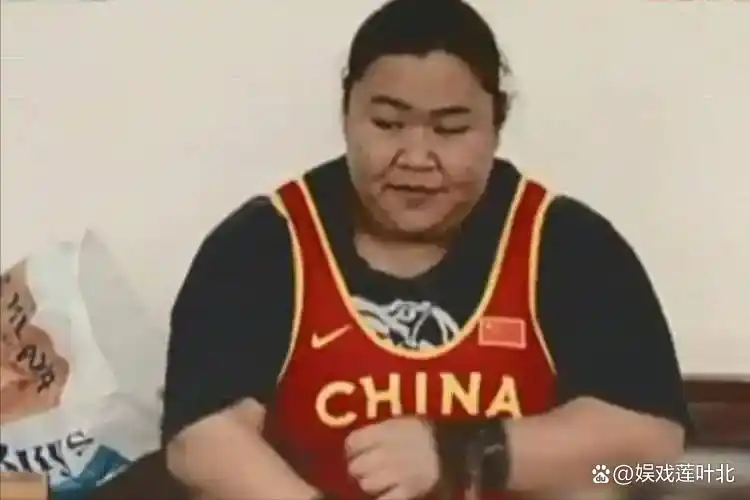 女运动员举重冠军是谁啊_举重冠军女2021_2020年举重女运动员