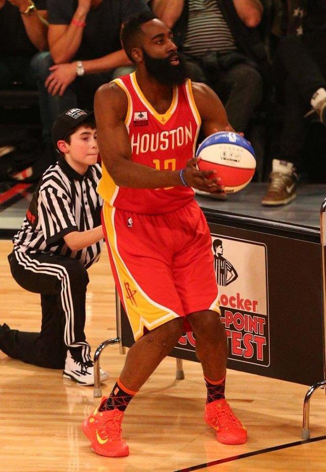 哈登nba历史地位_篮球历史上的哈登_篮球巨星哈登