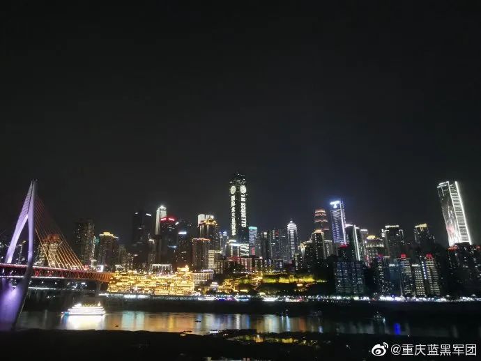 重庆足球历史上的名宿_重庆的足球明星_重庆足球名人