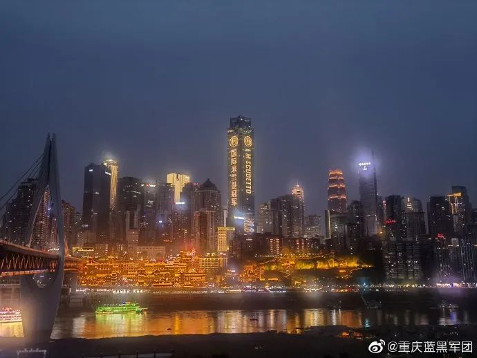 重庆足球名人_重庆足球历史上的名宿_重庆的足球明星