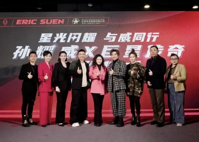 教练健身明星打造小说_明星打造健身教练_健身房明星教练是什么意思