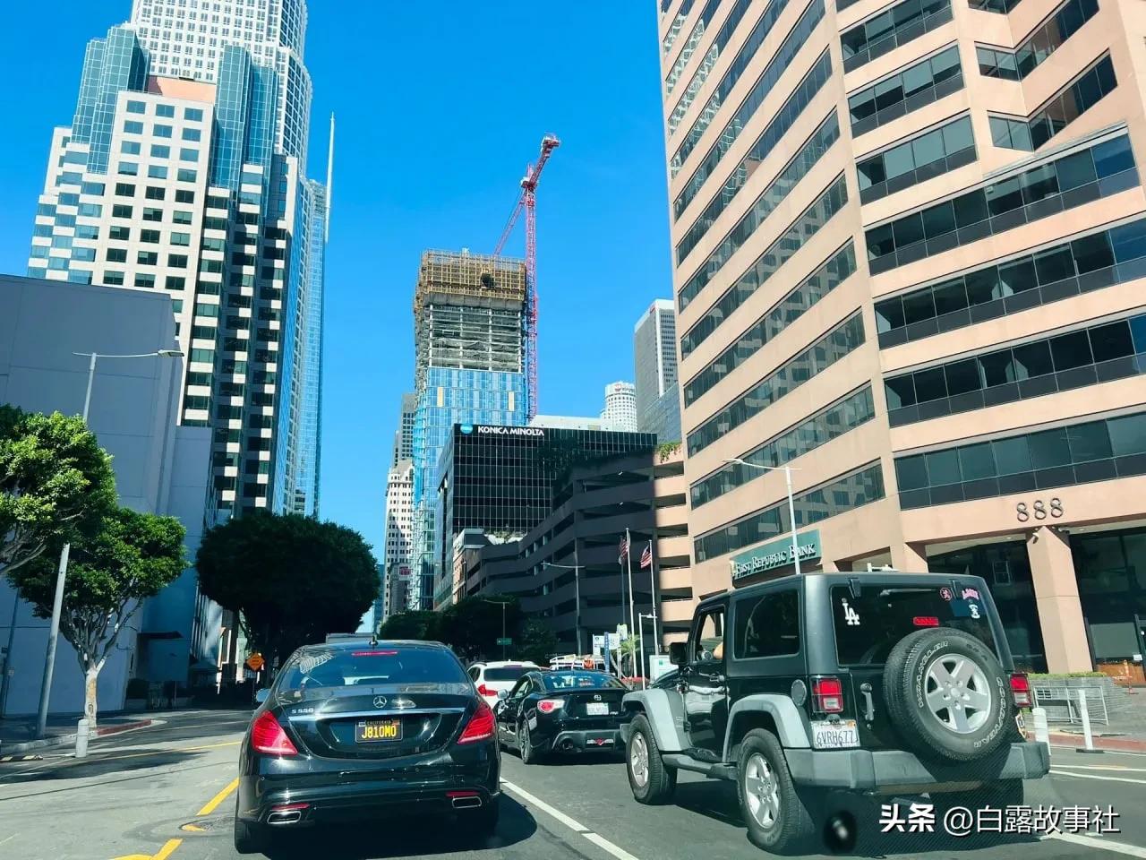 健身房私教动作_健身房私教价格表图片_健身房私教太累了