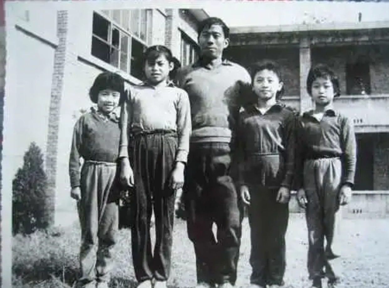 南昌游泳冠军女生名单_南昌女生游泳冠军_南昌游泳冠军女生事件