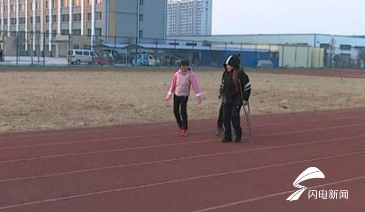 韩国第一举重冠军女子_女子冠军韩国人是谁_女子冠军是谁