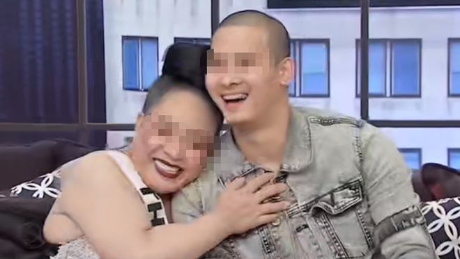 42岁阿姨健身房_健身房阿姨私教视频_健身阿姨